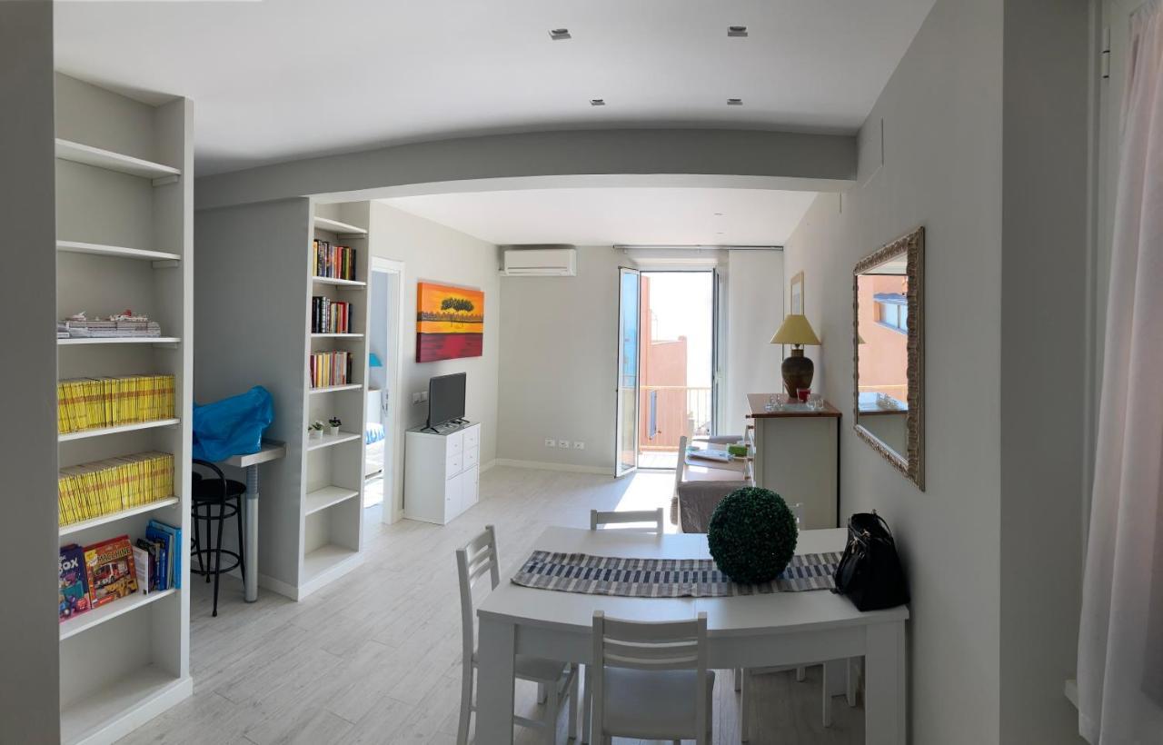 Rosso Tramonto Luxury-White- Ladispoli, Lungomare Regina Elena 58 Villa Dış mekan fotoğraf